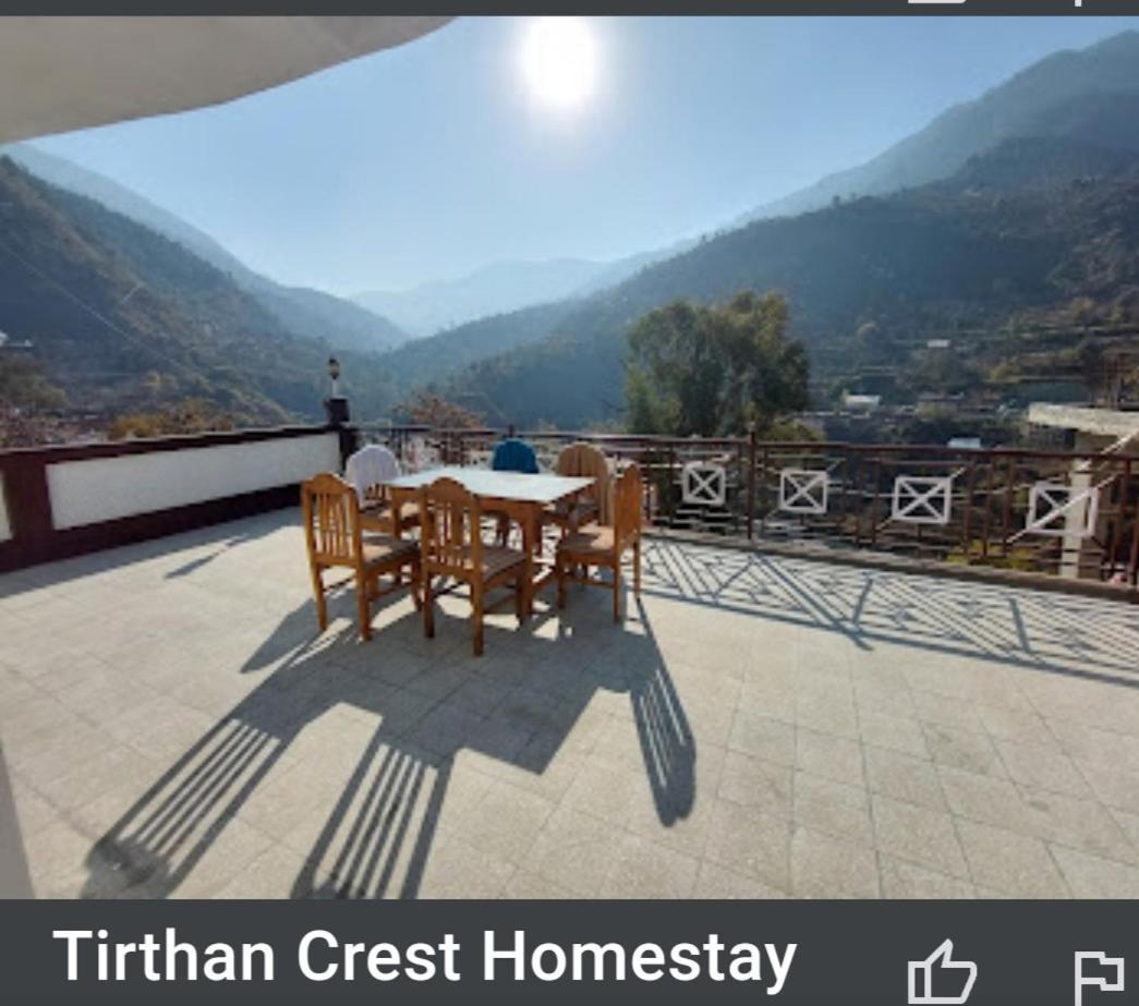 Tirthan Crest Homestay Banjar Bagian luar foto