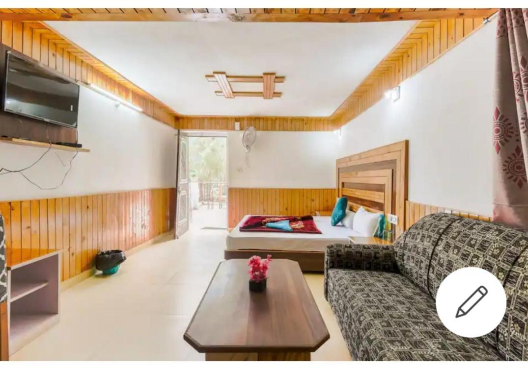 Tirthan Crest Homestay Banjar Bagian luar foto